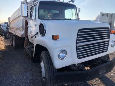 Ford LT9000 Salvage Truck