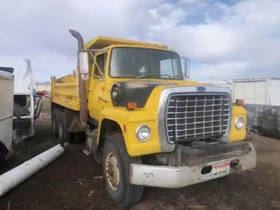 Ford LT9000 Salvage Truck