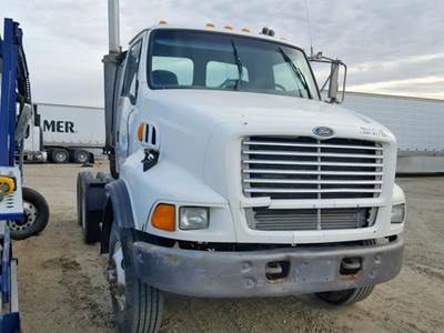 Ford LT9513 Salvage Truck