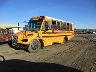 Freightliner B2 Salvage Truck