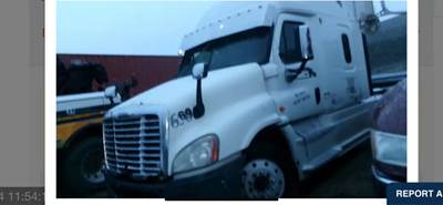 Freightliner Cascadia 125 Salvage Truck