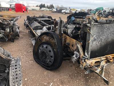 Freightliner Cascadia 126 Salvage Truck