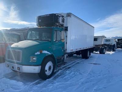 Freightliner FL70 Salvage Truck