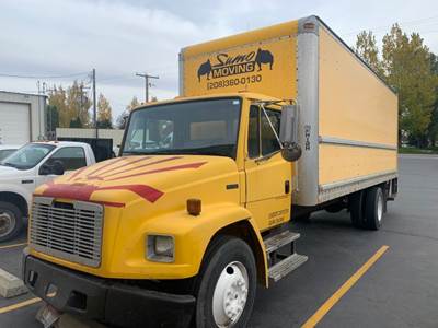 Freightliner FL70 Salvage Truck