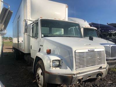 Freightliner FL70 Salvage Truck
