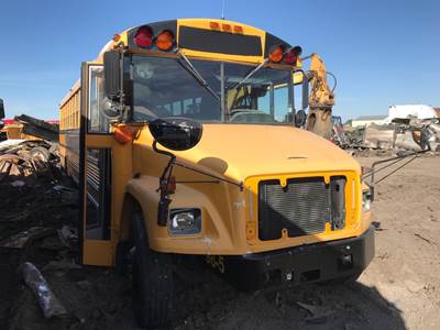 Freightliner FL70 Salvage Truck
