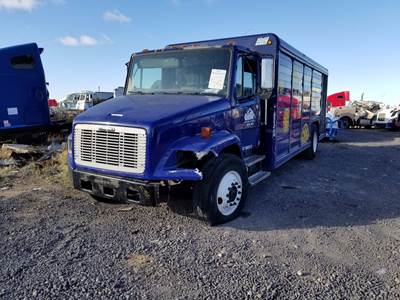 Freightliner FL70 Salvage Truck