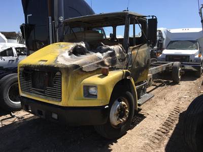 Freightliner FL70 Salvage Truck