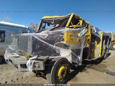 Freightliner FL80 Salvage Truck