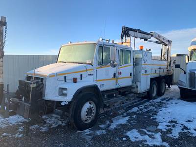 Freightliner FL80 Salvage Truck