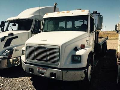 Freightliner FL80 Salvage Truck