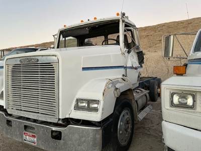 Freightliner FLC Salvage Truck