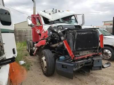 Freightliner FLD112 Salvage Truck