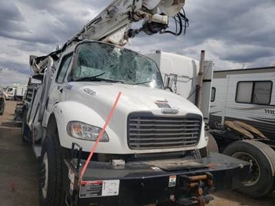 Freightliner M2 106 Salvage Truck