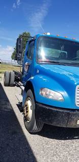 Freightliner M2 106 Salvage Truck