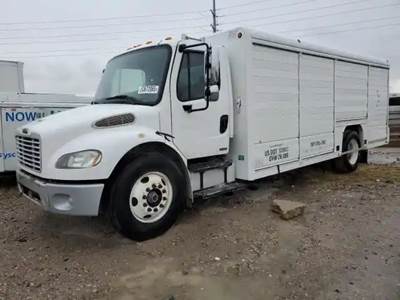 Freightliner M2 106 Salvage Truck