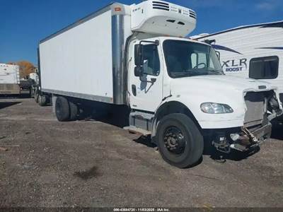 Freightliner M2 106 Salvage Truck