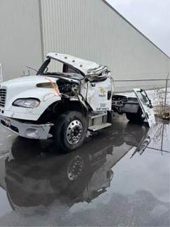 Freightliner M2 106 Salvage Truck