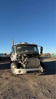 Freightliner M2 106 Salvage Truck
