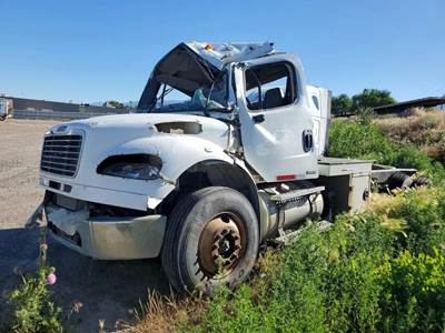 Freightliner M2 106 Salvage Truck
