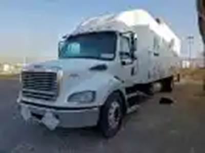 Freightliner M2 112 Salvage Truck