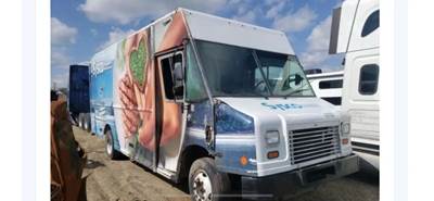 Freightliner MT55 Salvage Truck