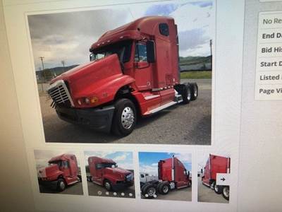 Freightliner ST120 Salvage Truck