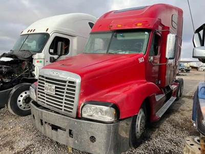 Freightliner ST120 Salvage Truck