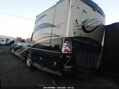 Freightliner XCM Chassis Salvage Truck