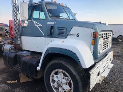 GMC 9500 Salvage Truck