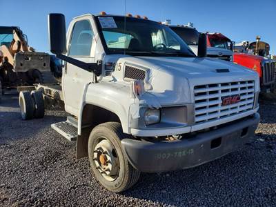 GMC C5500 Salvage Truck
