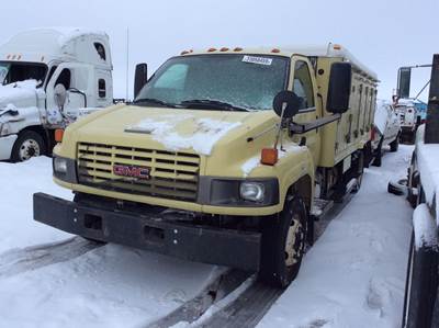 GMC C5500 Salvage Truck
