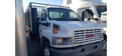 GMC C5500 Salvage Truck