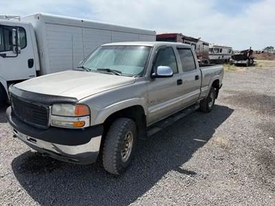 GMC Sierra Salvage Truck