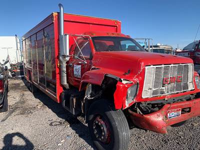 GMC TopKick C6500 Salvage Truck