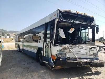 Gillig Low Floor Bus Salvage Truck