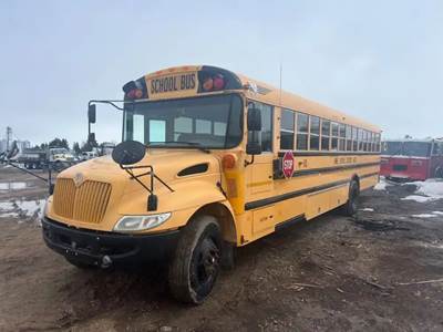 IC Bus PB105 Salvage Truck