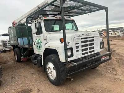 International 1724; 1734; 1754 Salvage Truck