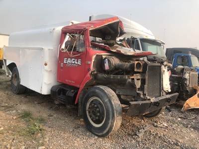 International 1754 Salvage Truck