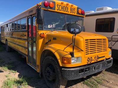 International 3800 Salvage Truck