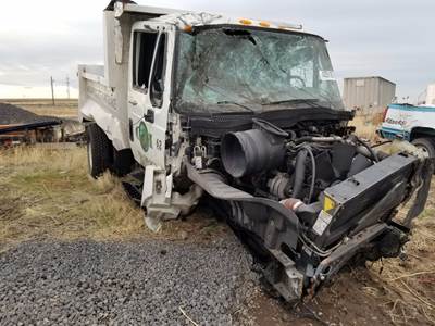 International 4300 Salvage Truck