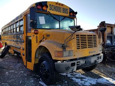 International 4700 Salvage Truck