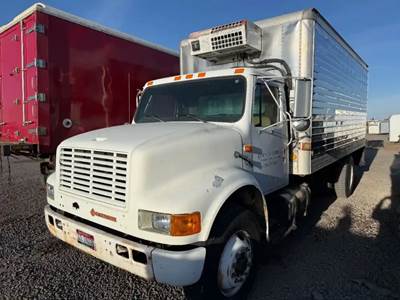 International 4900 Salvage Truck