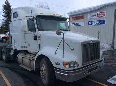 International 9200 / 9400 Salvage Truck