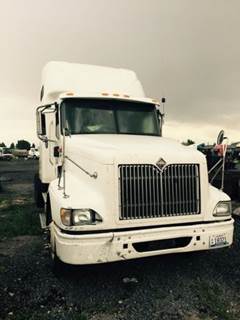 International 9200 / 9400 Salvage Truck