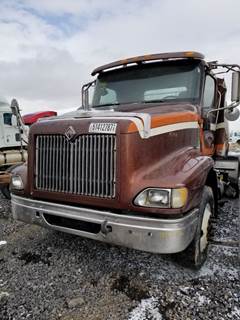 International 9200i Salvage Truck