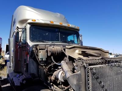 International 9400 Salvage Truck