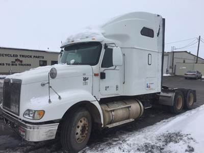 International 9400i Salvage Truck
