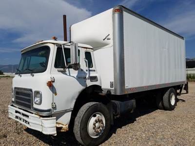 International CO-1810B; CO-1850B Salvage Truck