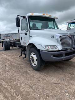 International DuraStar 4300 Salvage Truck